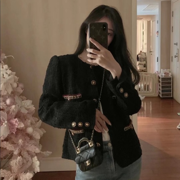 Meet your Posher, Jocelyn - Picture 1 of 1